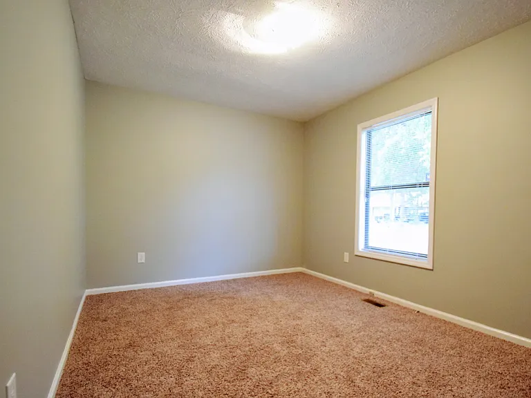 6933 Woodmark Dr — Photo 13