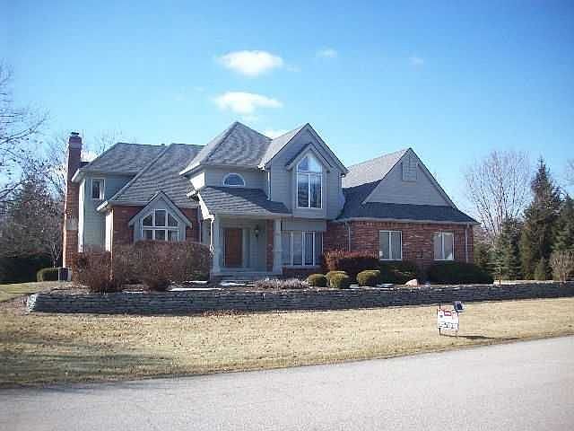 1st image of 3905 Somerset Pl