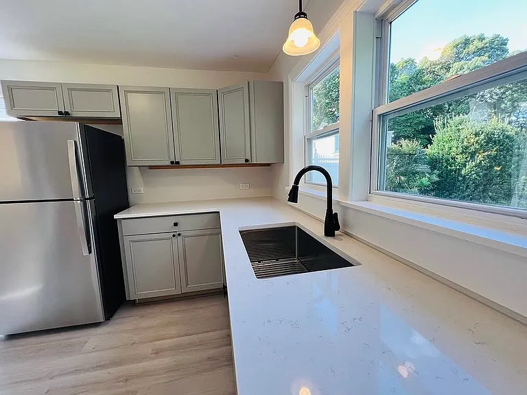 127 N Country Rd — Photo 5