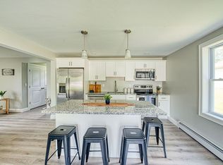 43 County Rd, East Freetown, MA 02717