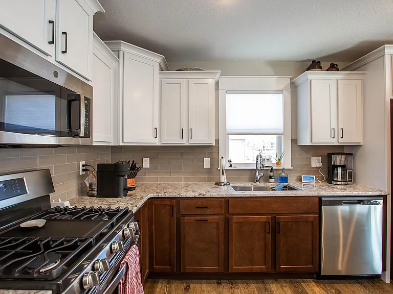 4804 Plumthicket Dr — Photo 5