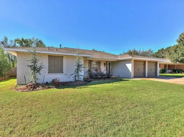 1412 Briarwood Dr, Edmond, OK 73034