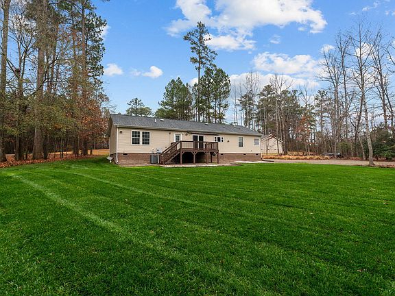 4th image of 112 Cattle Dr