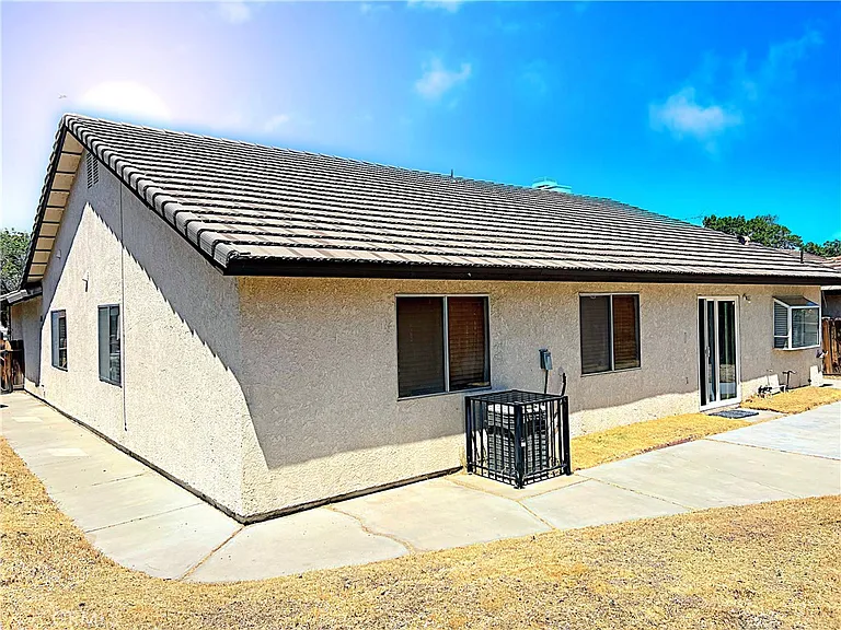 2826 San Ramon Dr — Photo 41