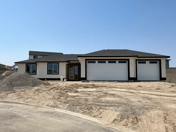 1055 Makah Ct, Richland, WA 99352