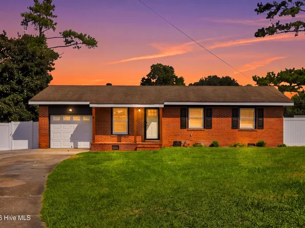 317 Sterling Court, Jacksonville, NC 28546