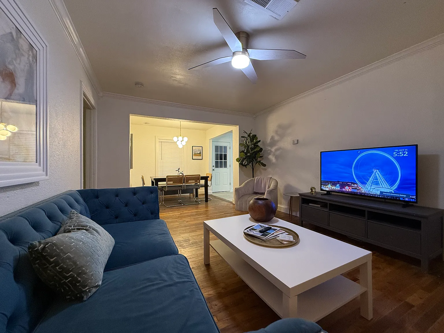 2 bed, 850 sqft, $1,300 — Photo 2