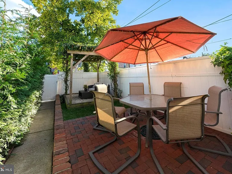 1429 Ives Pl SE — Photo 9