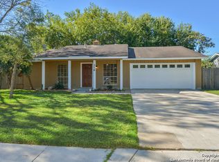 316 Wagon Xing, Universal City, TX 78148