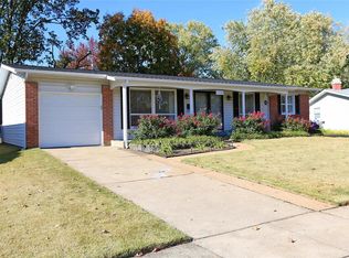 1370 Sandy Dr, Florissant, MO 63031