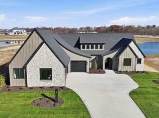 8550 Artemis Ln, Fort Wayne, IN