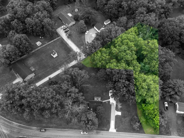 1 Buckwheat Rd, Milford, OH 45150