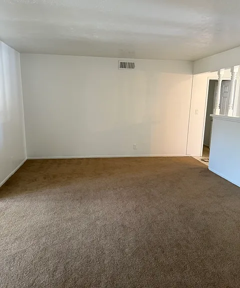 712 N Elmwood St — Photo 18