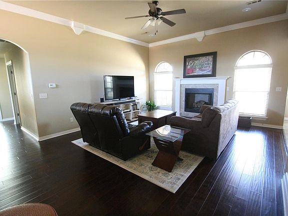 5th image of 371 N Drewrys Bluff Dr