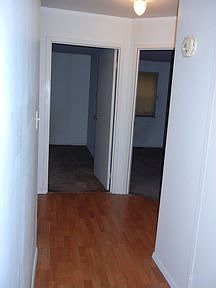 4th image of 823A E 161st St