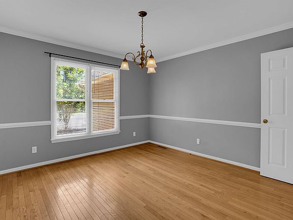 5th image of 400 Tarrar Springs Rd