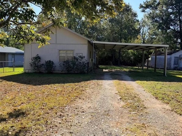 273 S Canyon Dr #A, Onalaska, TX 77360
