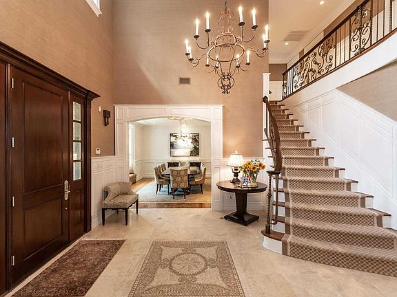 4th image of 45 Gristmill Ln