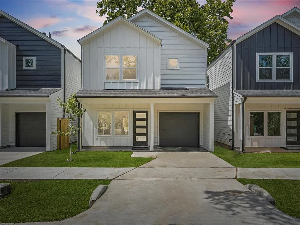3 bed, 2.5 bath, 1403 sqft, $2,200 — Photo 1
