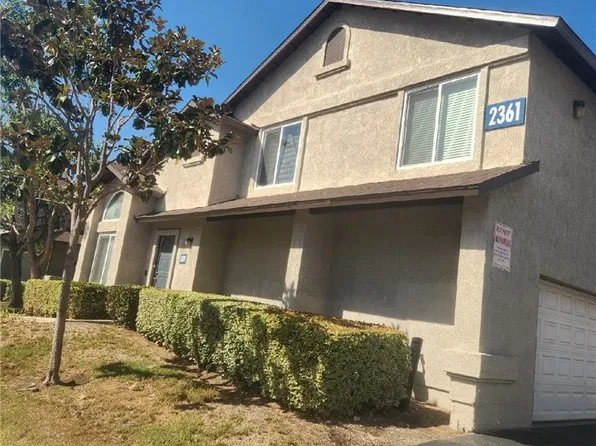 2381 Maryhelen St Unit 104, Corona, CA 92879