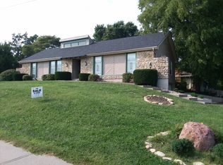 400 Ida St, Lansing, KS 66043