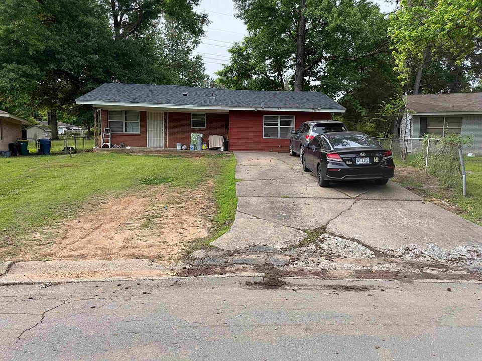 2nd image of 17 Newland Dr