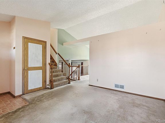 4th image of 12651 Hazel Street