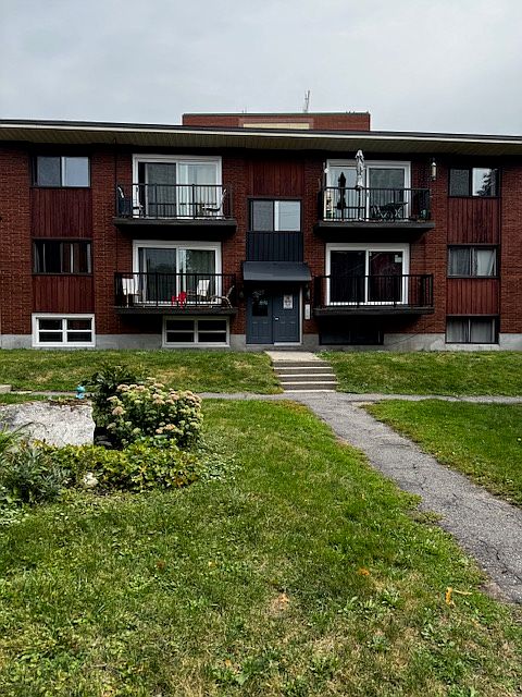 1st image of 627 Carsons Rd #6