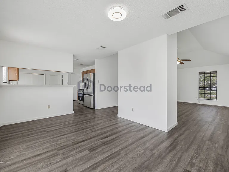 4707 Fallenash Dr — Photo 14