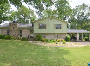 647 Crosscreek Trl, Pelham, AL 35124