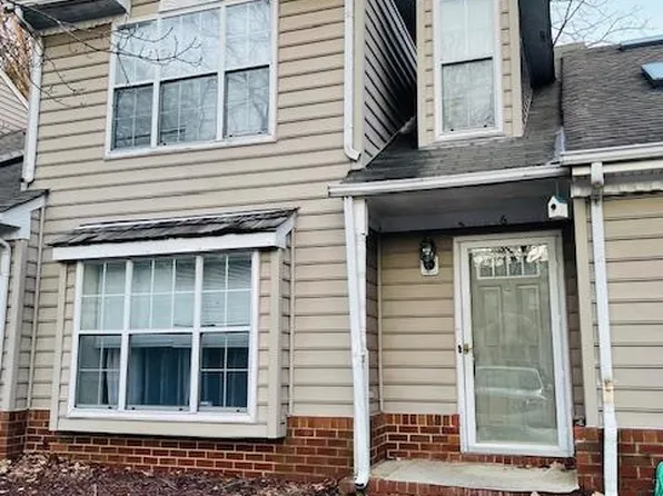 6 Hawthorn Pl, Hampton, VA 23666