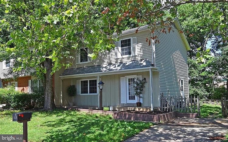 1st image of 12594 Colebrook Ct