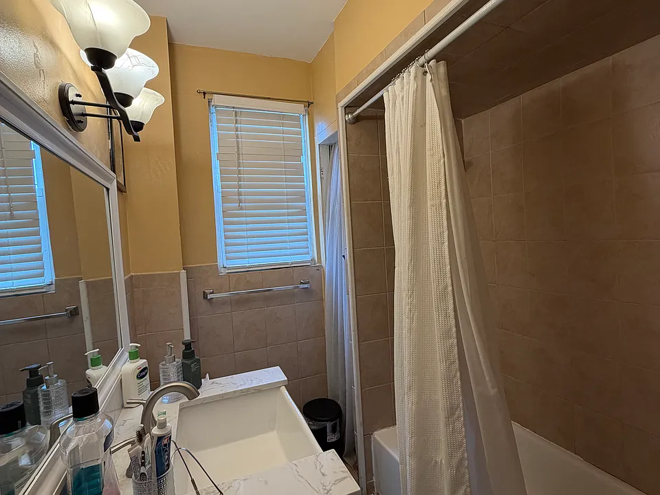 551 Hoboken Rd #2