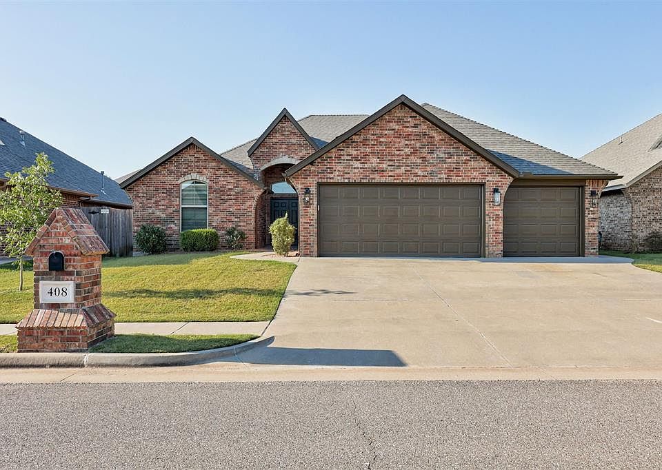 1st image of 408 SW 170th Ter