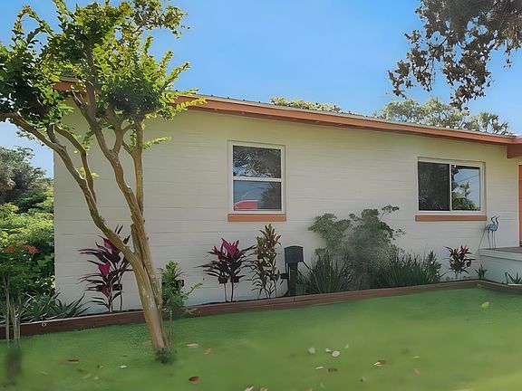 2nd image of 7 Menendez Rd