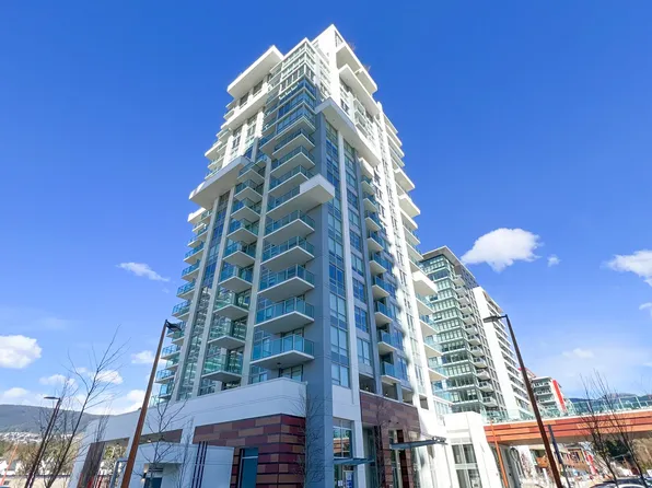 1675 Lions Gate Ln #807, North Vancouver, BC V7P 0C5