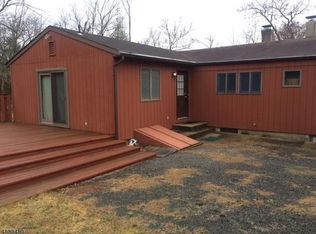 650 Foothill Rd, Bridgewater, NJ 08807