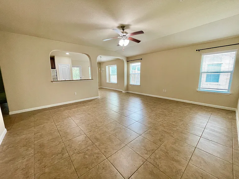 411 Purple Martin Ave — Photo 5