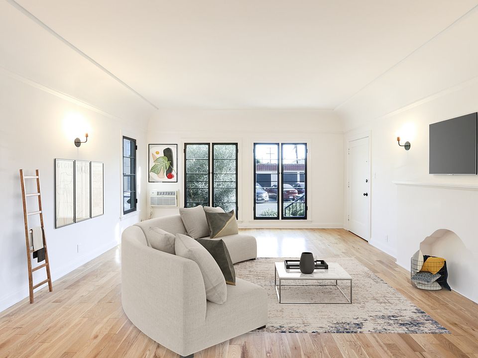 1st image of 5385 Edgewood Pl #5835