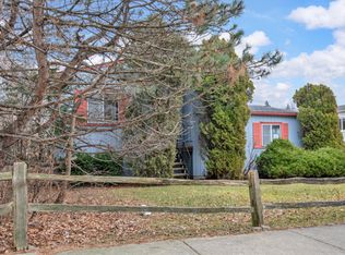 353 N Broadview Ave, Lombard, IL