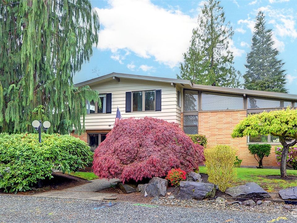 1st image of 8308 55th Avenue NE