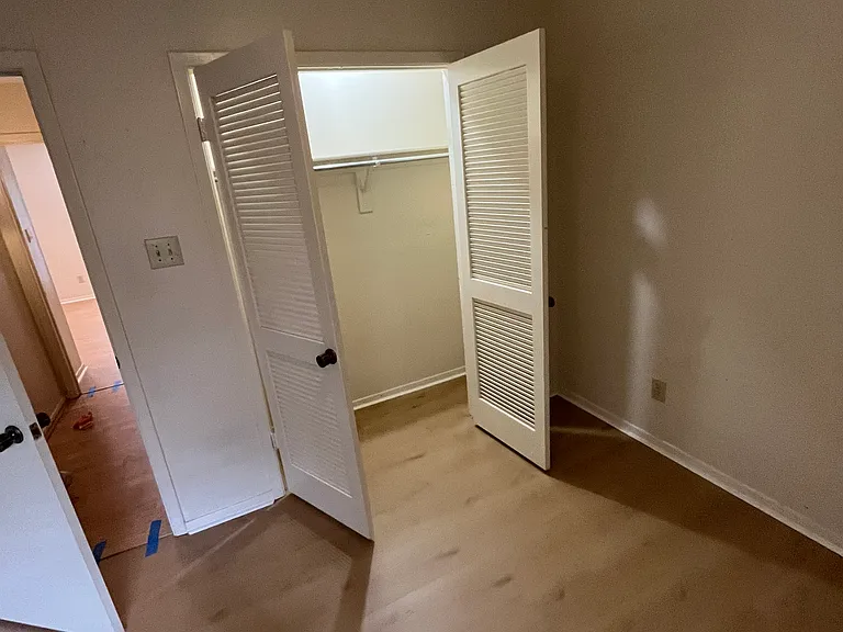 1908 Chasewood Cir #207 — Photo 11
