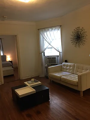 Rented by Geraldine Capasso, LREB | media 26
