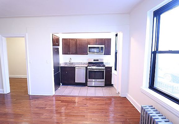 3rd image of 151-10 35th Ave #K