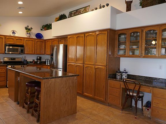 3rd image of 3748 W 18th Pl