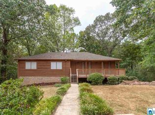 1316 Quail Run Dr, Birmingham, AL 35210