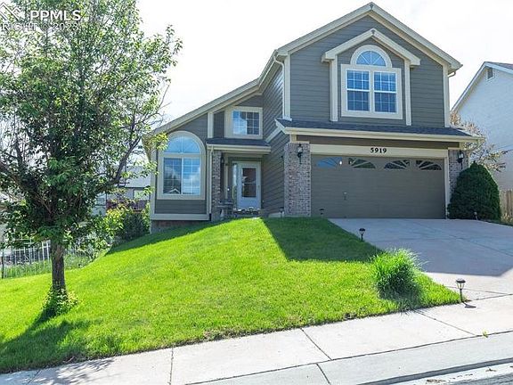 2nd image of 5919 Mapleton Dr