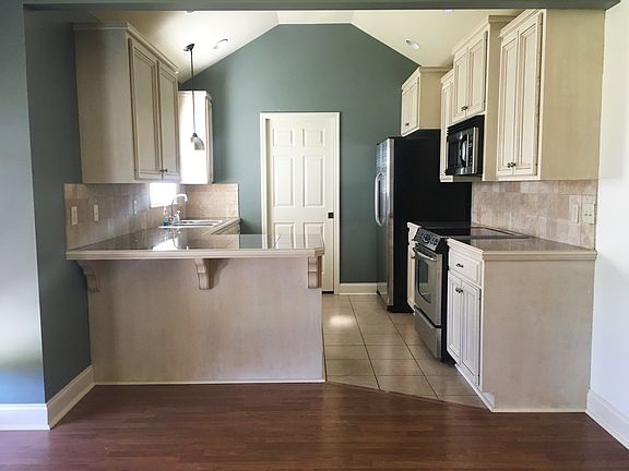 4th image of 108 Sandhill Crane Dr