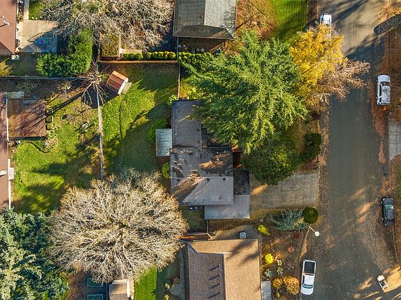 4th image of 12608 SE Park Street