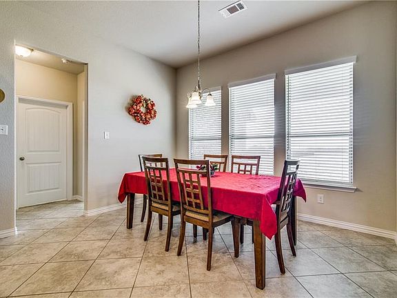 4th image of 8418 County Road 592